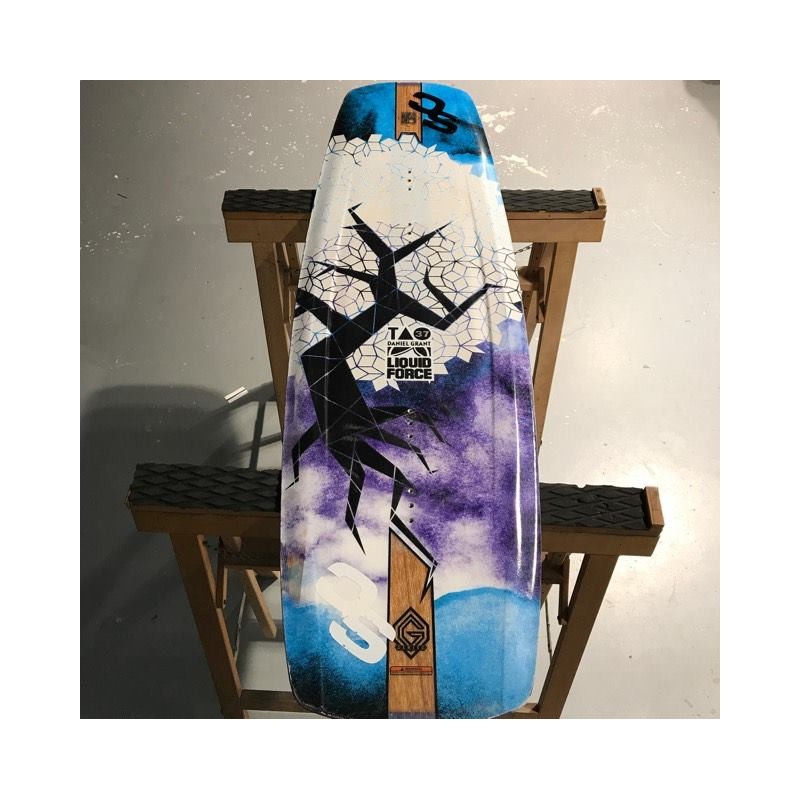 Planche wakeboard Liquid Force Tao 2016