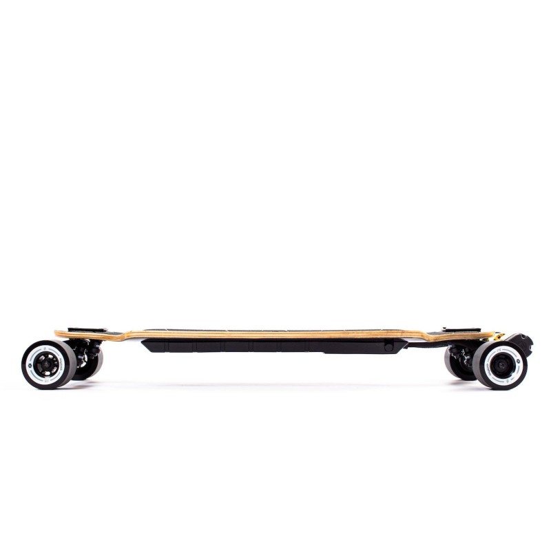 Evolve GTX Bambou Street Skateboard Electrique