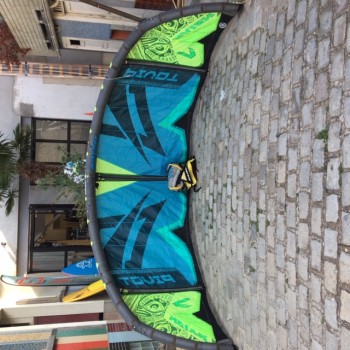 Aile Naish Pivot 2015 - Nue - CS