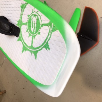 Foil Slingshot Hover Glide NF2 Alu 2017 + Planche Foil Slingshot Hover Glide NF2 Alu 2017 + Planche