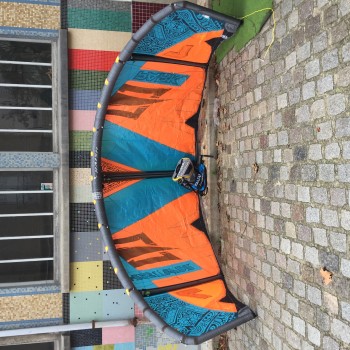 AILE OCCASION NAISH PARK 2015 7M