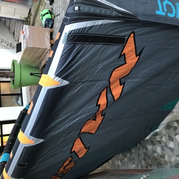 AILE OCCASION NAISH PIVOT 2019 7M AILE OCCASION NAISH PIVOT 2019 7M