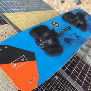 Twin Tip Naish Motion 2020 138x41,5cm - Complet (copie) Twin Tip Naish Motion 2020 138x41,5cm - Complet (copie)