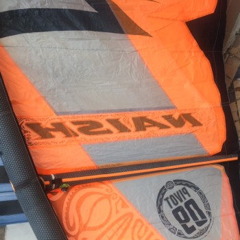 Aile occasion Naish Pivot 2016 - 9m Aile occasion Naish Pivot 2016 - 9m