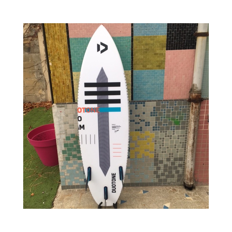 Surf Kite Test Duotone Pro Wam 5'7 2020