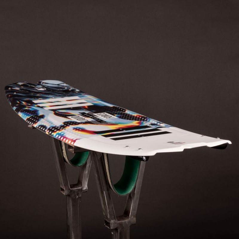 planche wakeboard liquid force remedy 2021