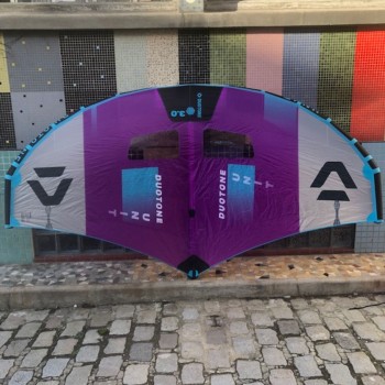 Aile de wing Duotone Unit 3.0m en très bon état * Aile vendu sans leash Aile de wing Duotone Unit 3.0m en très bon état * Aile vendu sans leash