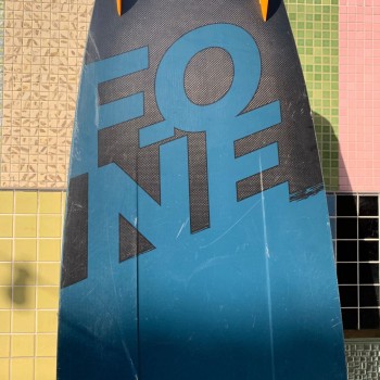 Twin Tip Complet Occasion Fone Trax Carbon 2020 136x40,5cm Twin Tip Complet Occasion Fone Trax Carbon 2020 136x40,5cm