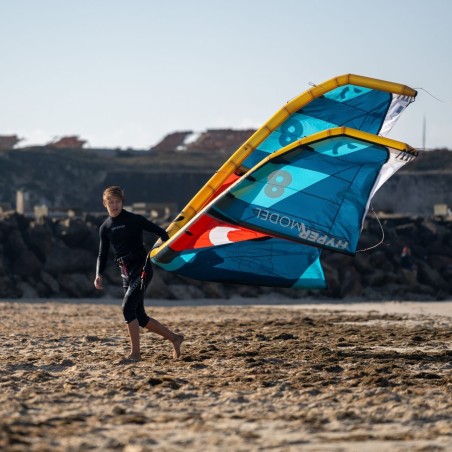 Aile Kitesurf Reedin HyperModel 2024 - Action Shot