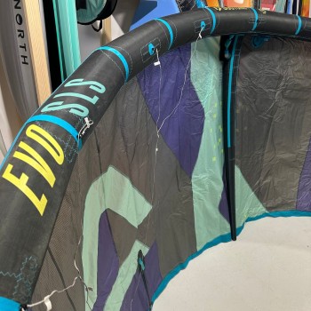 Aile kitesurf occasion Duotone Evo SLS 2023 - 9m Aile kitesurf occasion Duotone Evo SLS 2023 - 9m