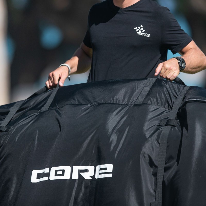 Boardbag Core Wing Gear Bag - Action 4