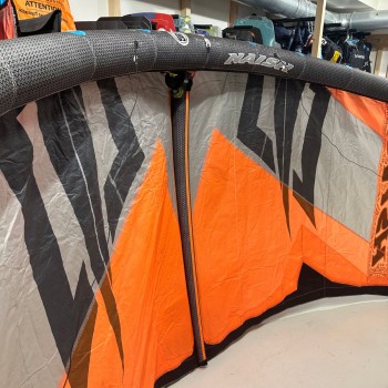 Aile Occasion Kitesurf Naish Pivot 2016 - 9m Aile Occasion Kitesurf Naish Pivot 2016 - 9m