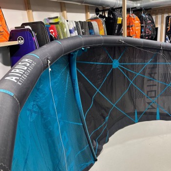 Aile kitesurf occasion Airush Union v6 2022 - 9m Aile kitesurf occasion Airush Union v6 2022 - 9m