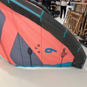 Aile kitesurf occasion Duotone Evo SLS 2022 9m Aile kitesurf occasion Duotone Evo SLS 2022 9m