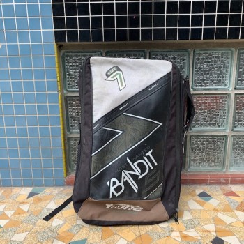 Aile occasion F-one Bandit VI 7m 2013 (Avec barre) Aile occasion F-one Bandit VI 7m 2013 (Avec barre)