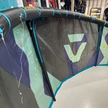 Aile kitesurf occasion Duotone Evo SLS 2023 9m - Gris Aile kitesurf occasion Duotone Evo SLS 2023 9m - Gris