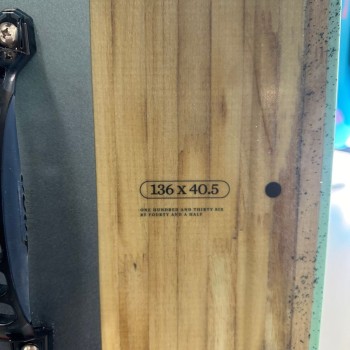 Twin Tip Complet Occasion F-One Trax 136cmx40.5cm 2024 Twin Tip Complet Occasion F-One Trax 136cmx40.5cm 2024