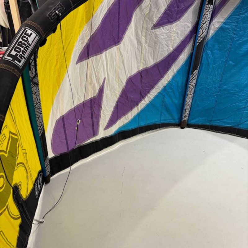 Pack Aile + barres kitesurf occasion F-ONE bandit 2016 - 6m - 9m - 12m Pack Aile + barres kitesurf occasion F-ONE bandit 2016 - 6m - 9m - 12m