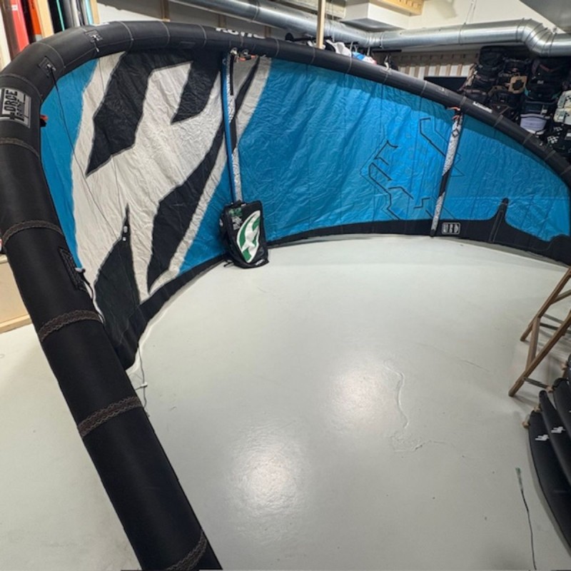 Pack Aile + barres kitesurf occasion F-ONE bandit 2016 - 6m - 9m - 12m Pack Aile + barres kitesurf occasion F-ONE bandit 2016 - 6m - 9m - 12m