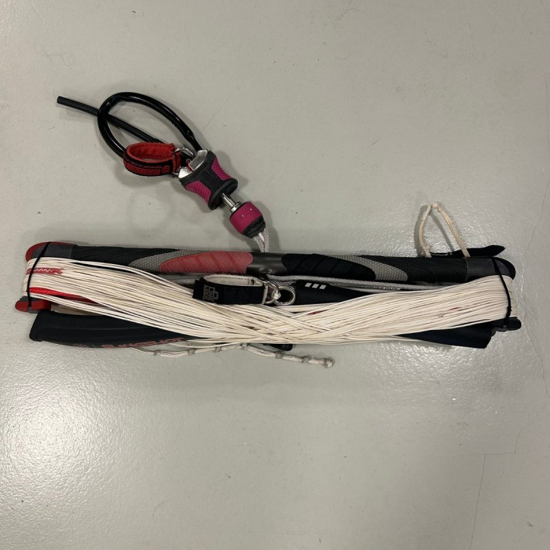 Pack Aile+Barre Kitesurf Occasion Slingshot Rally 2017 - 9m Pack Aile+Barre Kitesurf Occasion Slingshot Rally 2017 - 9m