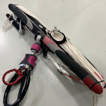 Pack Aile+Barre Kitesurf Occasion Slingshot Rally 2017 - 9m Pack Aile+Barre Kitesurf Occasion Slingshot Rally 2017 - 9m