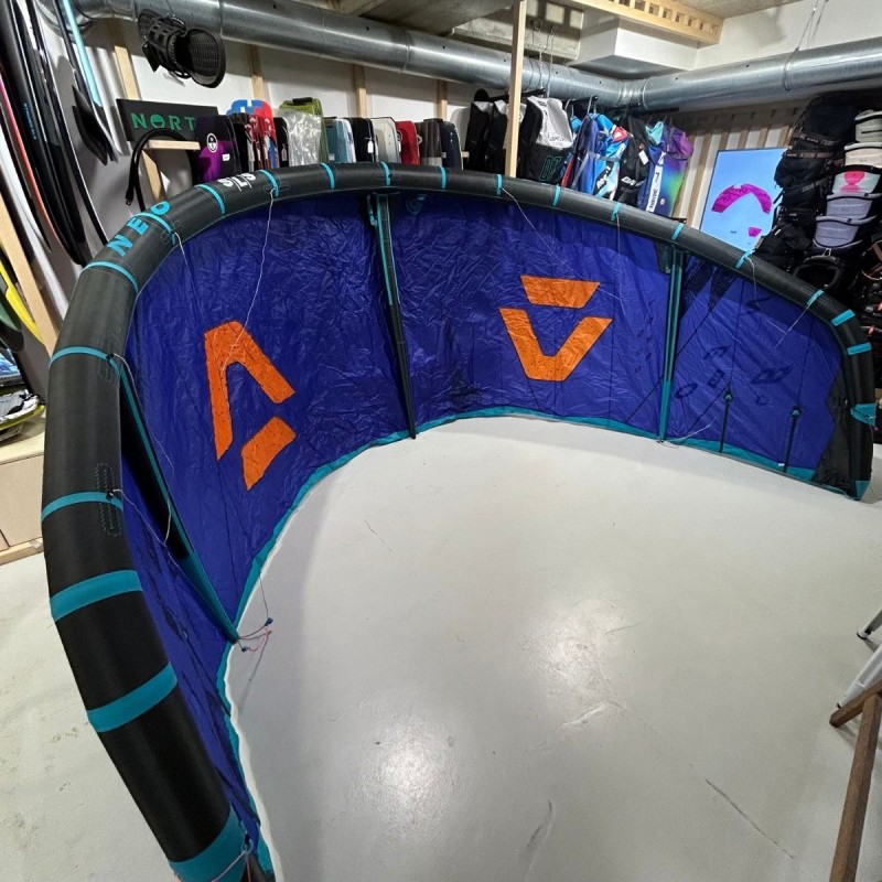 Aile Duotone occasion Neo SLS 2025 8m (DEMO)