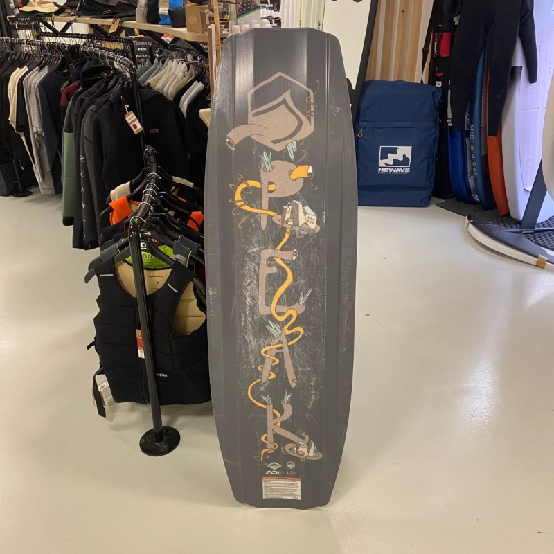 Planche Wakeboard Occasion Peak 145cm Planche Wakeboard Occasion Peak 145cm