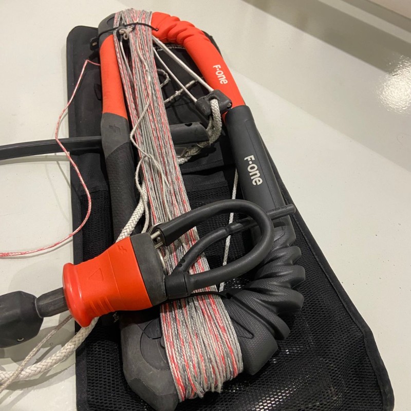 Barre occasion F-one Atom bar 2025 45/52