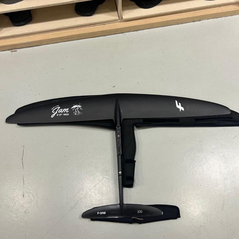 Aile Avant F-One JAM Occasion Carbon Taille 1600cm²