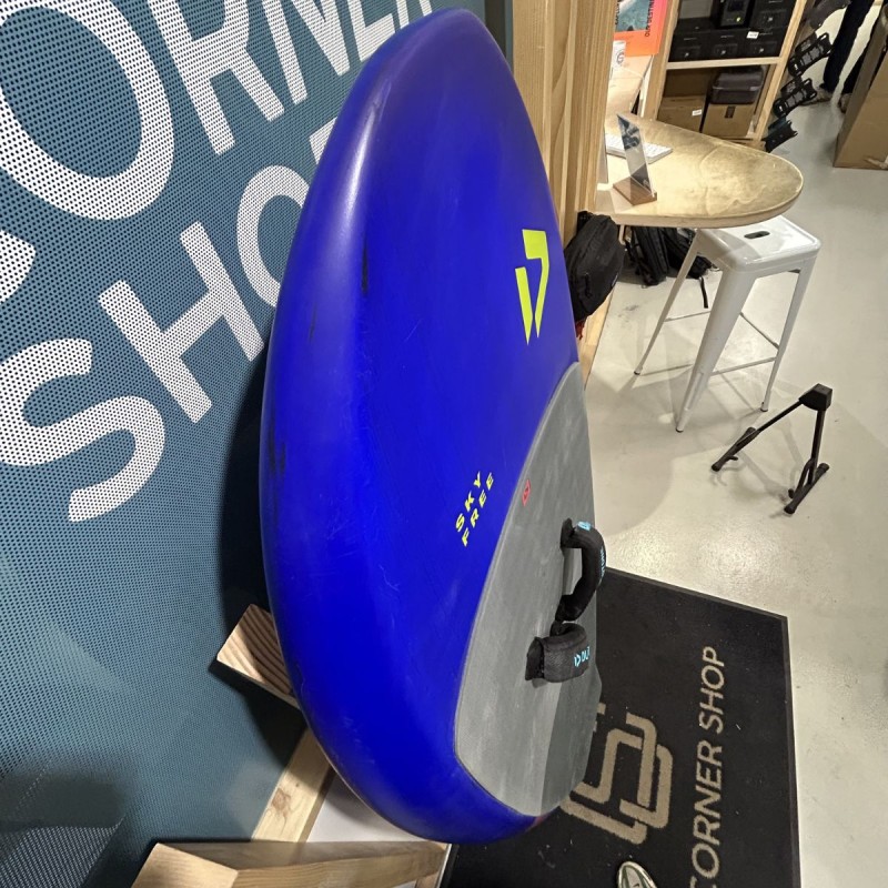 Planche de Wing occasion Duotone Sky Free 2025 Couleurs Bleu Taille 5'5"(105L)