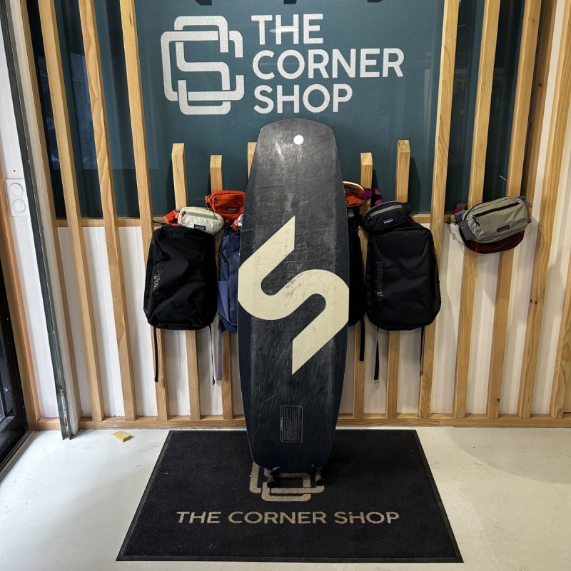 Planche Wakeboard Occasion Slingshot Coalition 2025 149cm Planche Wakeboard Occasion Slingshot Coalition 2025 149cm
