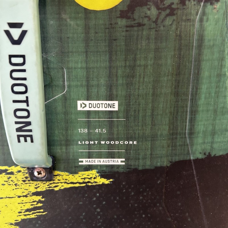 Twin Tip Complet Occasion Duotone Gonzales 2020 - 138x41,5cm Twin Tip Complet Occasion Duotone Gonzales 2020 - 138x41,5cm