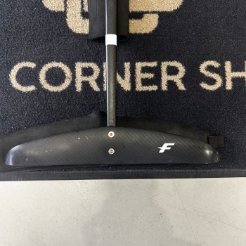 Foil occasion F-One Mirage Carbon 800cm + stab C220cm Foil occasion F-One Mirage Carbon 800cm + stab C220cm