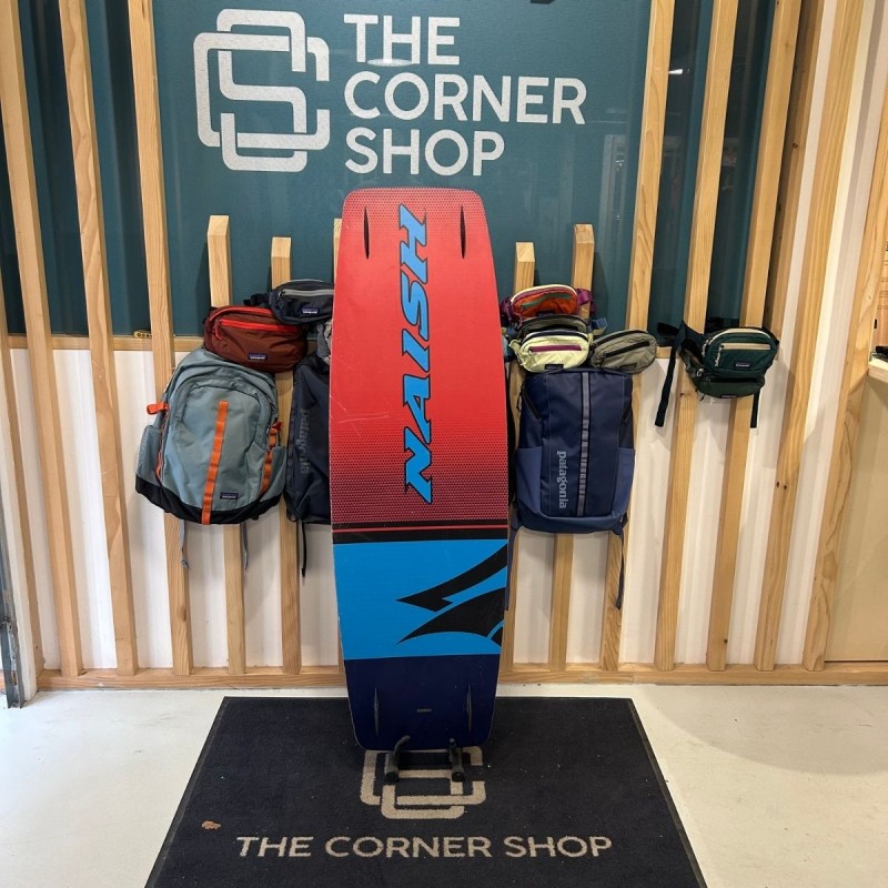 Twin Tip Complet Occasion Naish HERO 2020 - 140cmx43cm Twin Tip Complet Occasion Naish HERO 2020 - 140cmx43cm